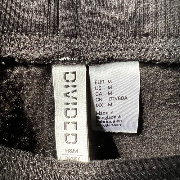 H&M Joggers - Picture 3 of 3